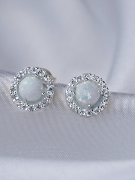 Ohrringe (Ohrstecker) mit weißem Opal und Zirkonia aus 925 Sterlingsilber