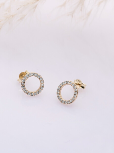 Ohrstecker aus 925 Sterlingsilber mit einem kleinen Zirkonia "Ring".