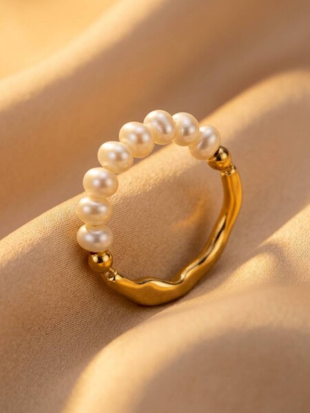 Ring aus Messing mit 8 Süßwasserperlen